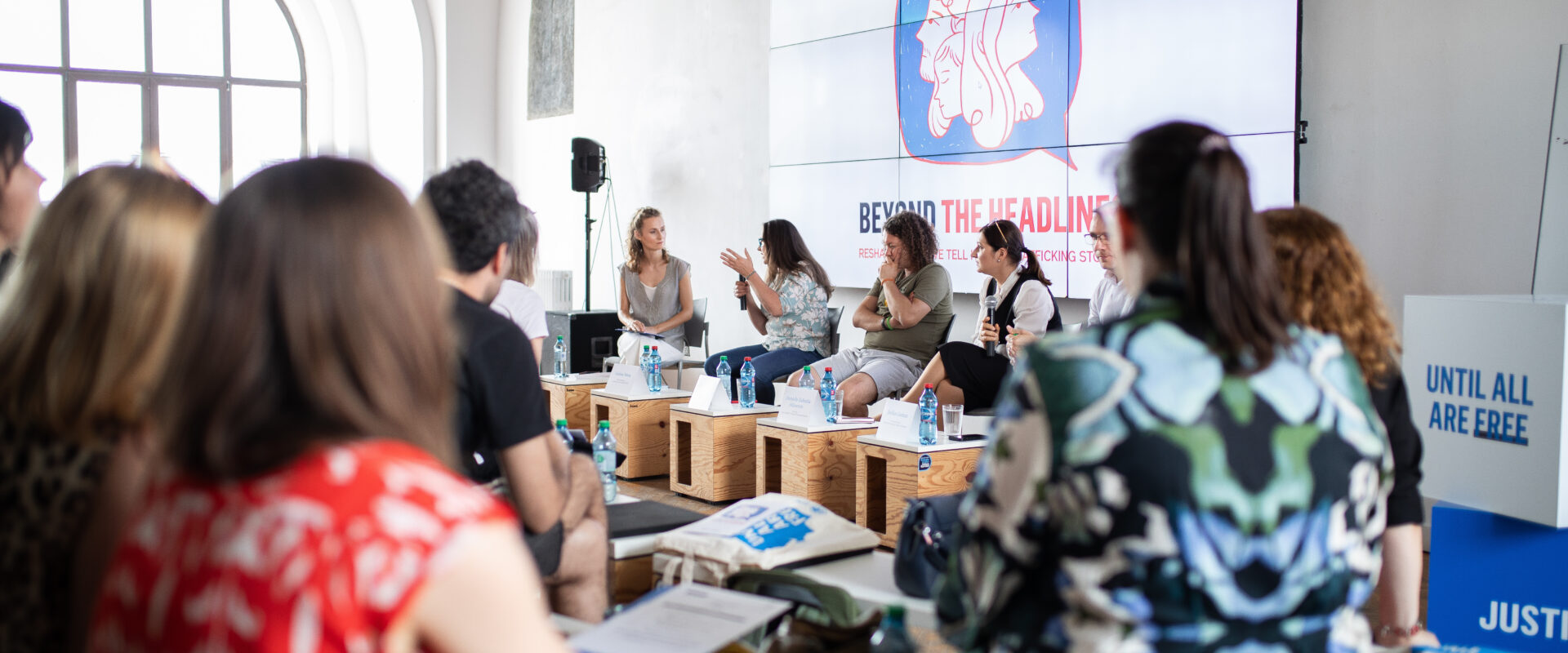 BX1A4210.jpg_2025.06 Romania Ethical Journalism Workshop Bucharest_Approved for Full Use